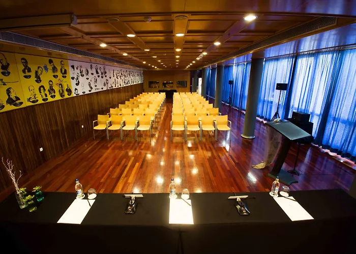 에스쿠엘라 산타 크루즈 산타크루스데 테네리페