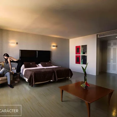 Escuela Cruz Hotel