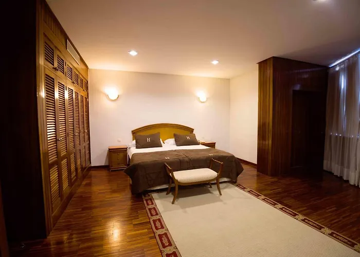 Otel Escuela Cruz
