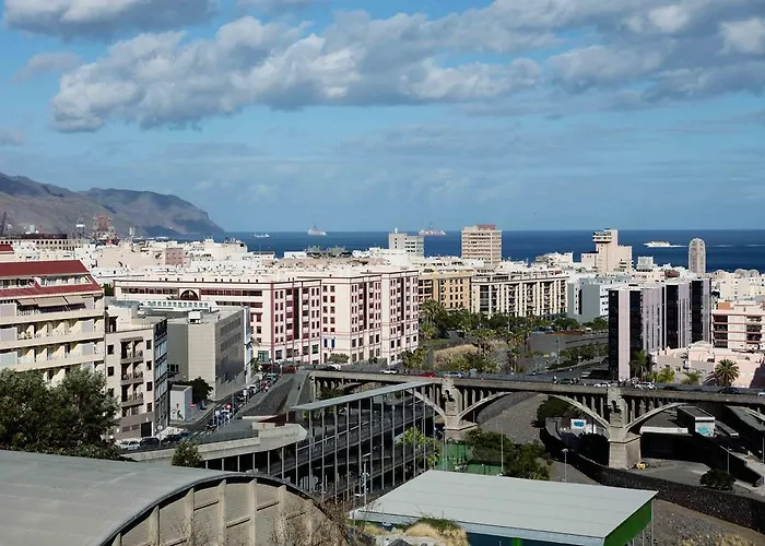 Escuela Cruz Szálloda 4*